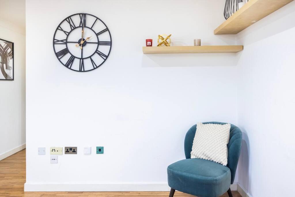 Stylish 2 Bedroom Haven By Liverpool Street Appartamento *